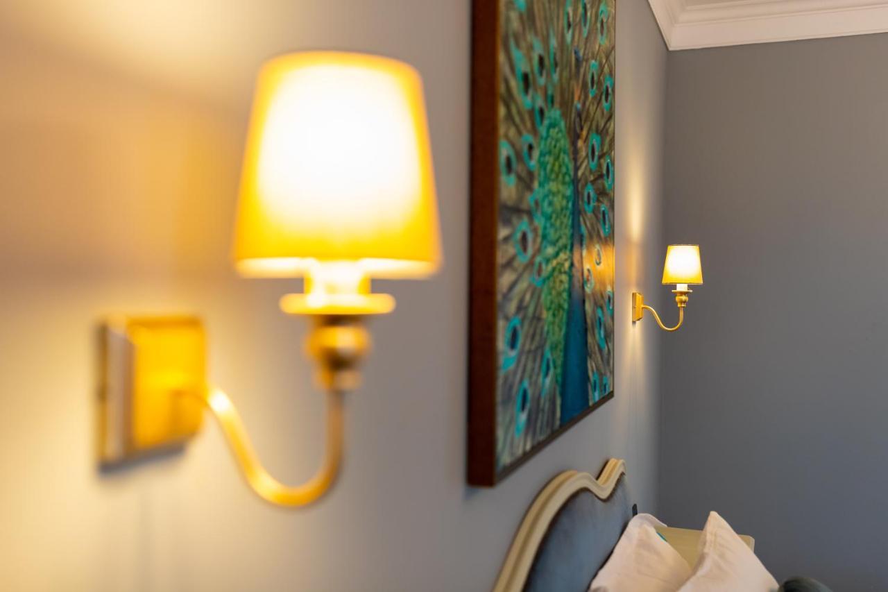The Corner House Apartment Hunedoara Bagian luar foto
